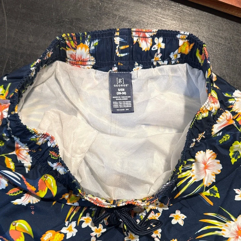 4/$15 Men’s Tropical Swim Shorts- Men’s Small (28-30) - Picture 5 of 7